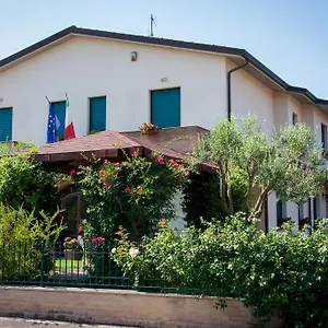 P&p Assisi Couette-café
